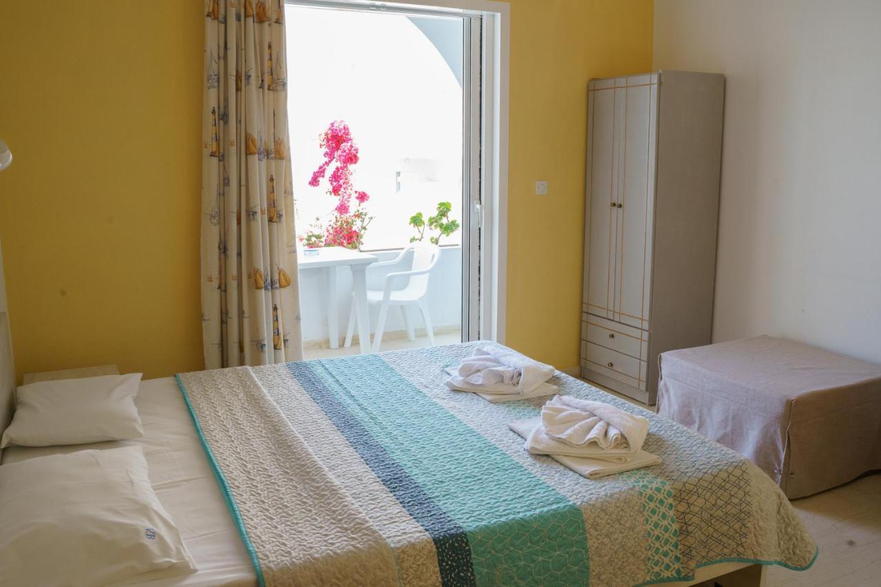Sigma Hotel Paralia Vrachou Luaran gambar