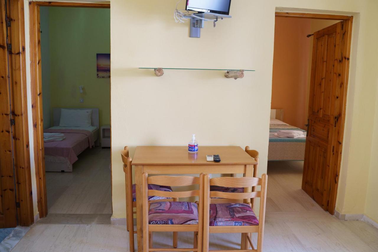 Sigma Hotel Paralia Vrachou Luaran gambar