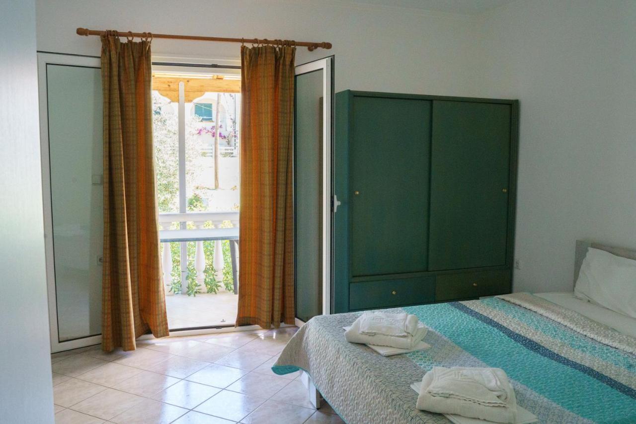 Sigma Hotel Paralia Vrachou Luaran gambar