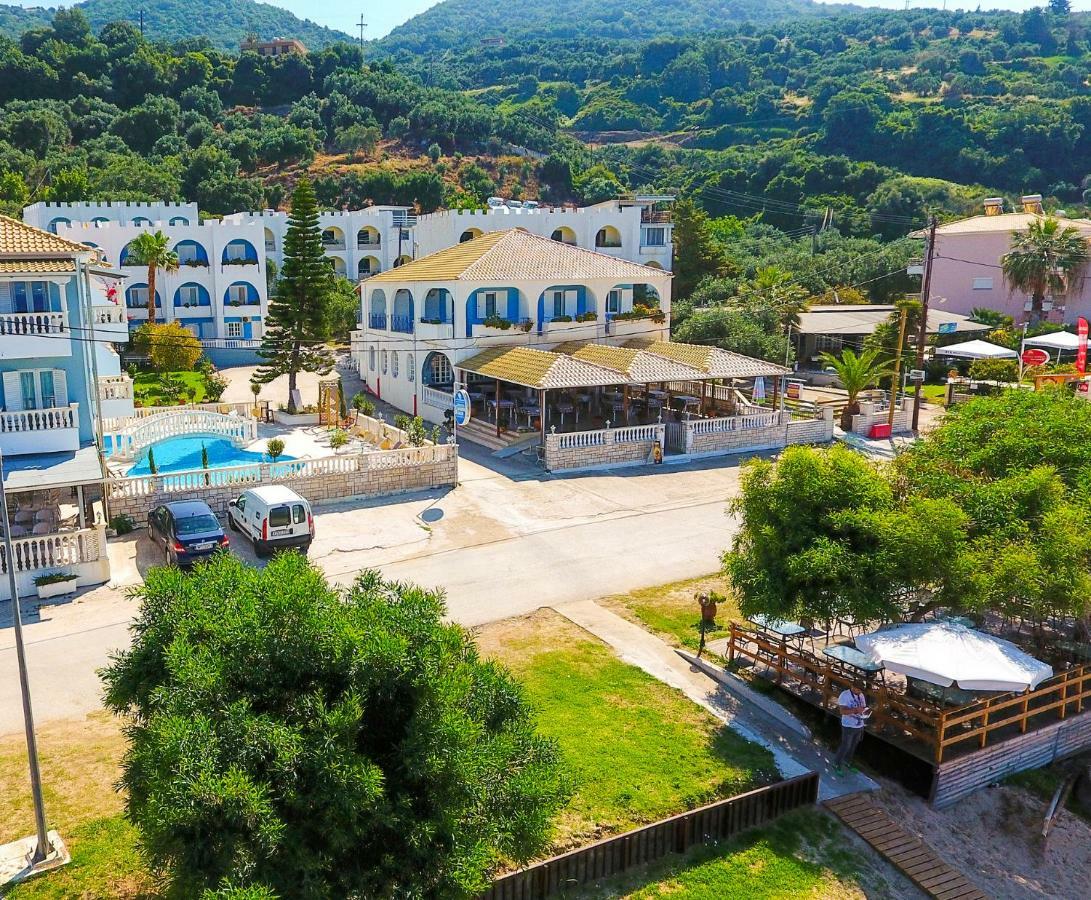 Sigma Hotel Paralia Vrachou Luaran gambar